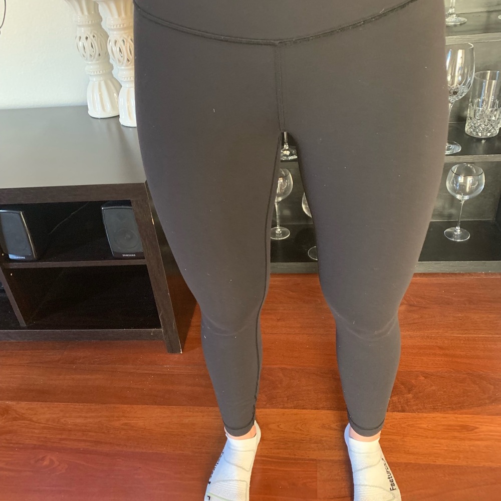 lululemon leggings wunder under high rise!!